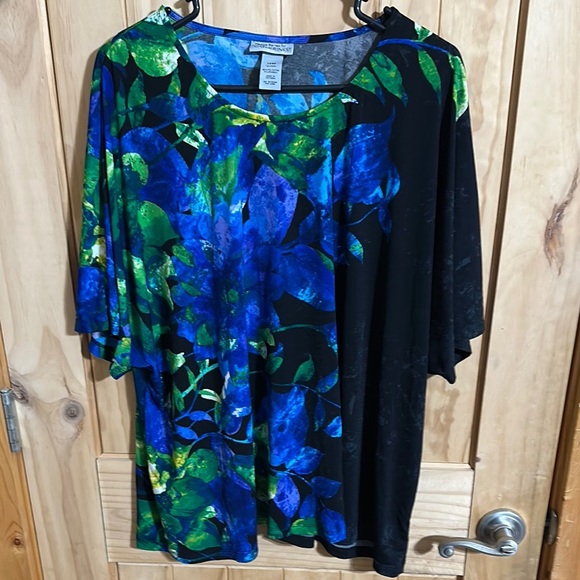 Maggie Barnes for Catherines Asymmetrical Blue and Green Blouse - Picture 1 of 3